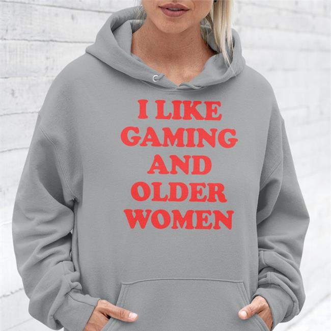 CLG PunsAndBuns I Like Gaming And Older Women Tee Shirt