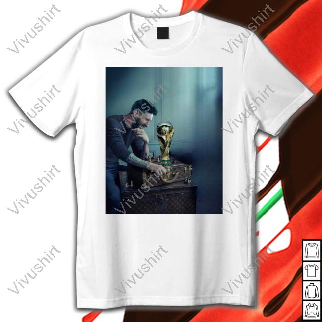 Lionel Messi Proclaims Himself King Of The World Tee Shirt