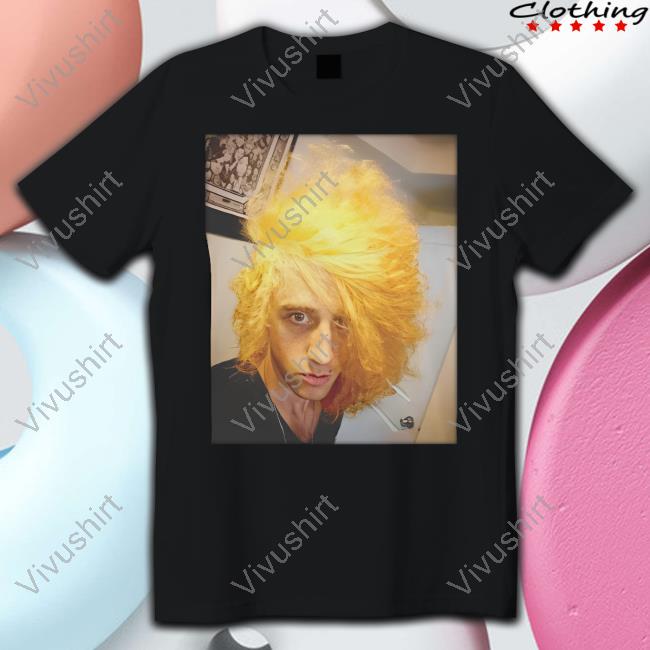 Lonny Eagleton Wearing Lonny Eagleton Tiktok Challenge Sweatshirt