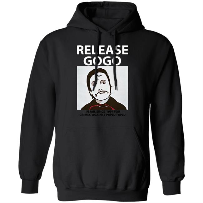 Aamir Khan Wearing Release Gogo Shirt Aamir Khan Wearing Release Gogo Shirt
