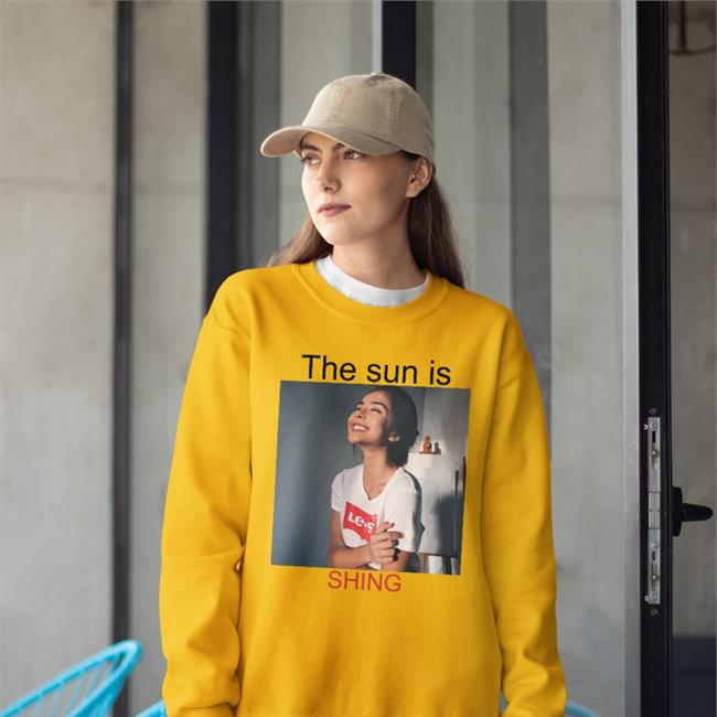 The Sun Is Shing Tee Shirts