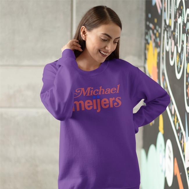 Quinton Reviews Wearing Michael Meijers Shirts