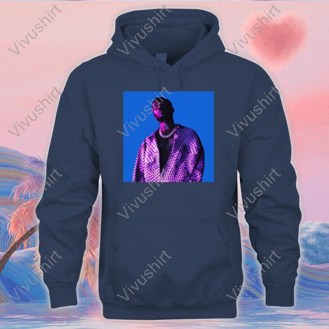Wizkid More Love, Less Ego Tee Amielumeh Wearing Wizkid More Love, Less Ego Sweatshirt