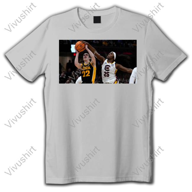 Meggieskywalk South Carolina Beating Clark And Iowa 87-75 T-Shirt
