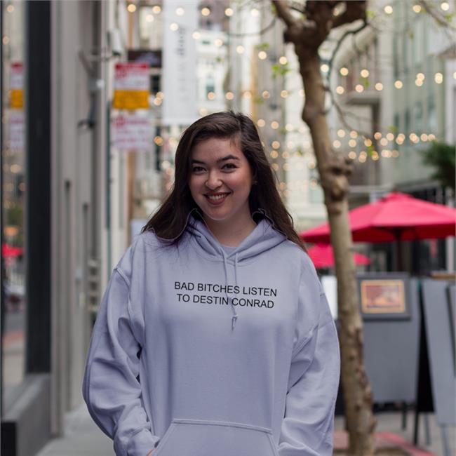 Bad Bitches Listen To Destin Conrad T Shirt